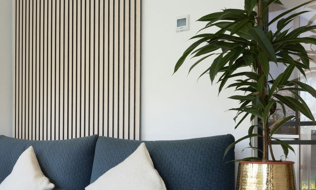 Artificial Green Wall Panels & Wood Paneling: Chic Design Duo 2